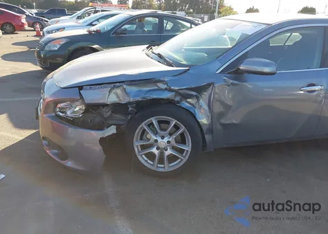 2010 Nissan Maxima 3.5 S z USA, uszkodzony, nr VIN 1N4AA5AP5AC801880